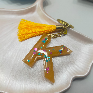 K resin letter keychain