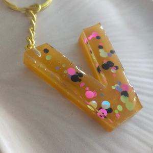 V resin letter