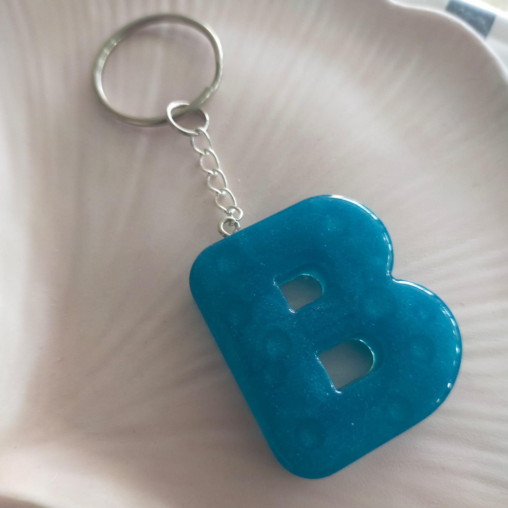 B resin letter water drops style