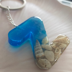 Z resin letter keychain