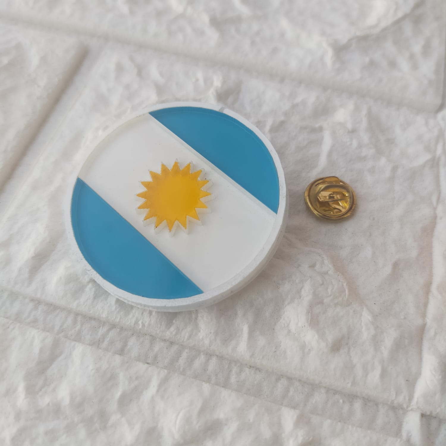 Argentina Brooch fans